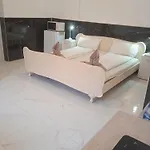 דירה R4 Rolleder Apartman-haz Siklós