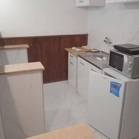 R4 Rolleder Apartman-haz Apartment *