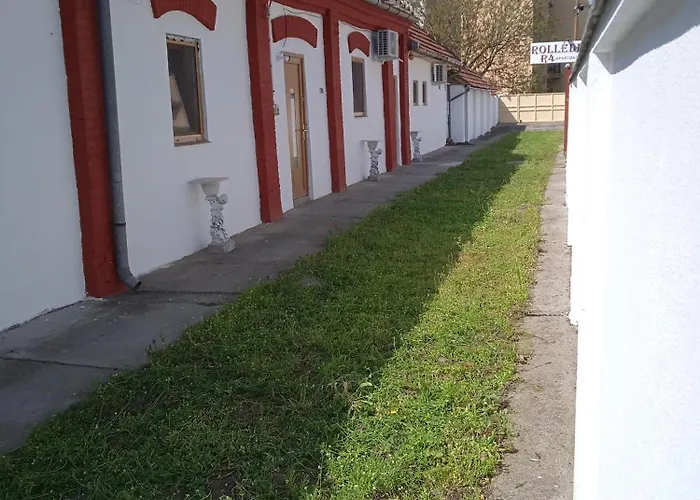 R4 Rolleder Apartman-haz Siklós